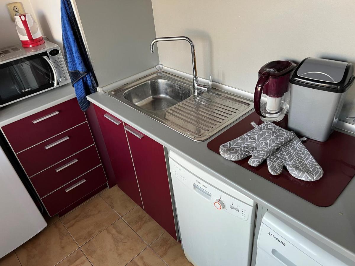 Cosy Central Apartment Варна Экстерьер фото