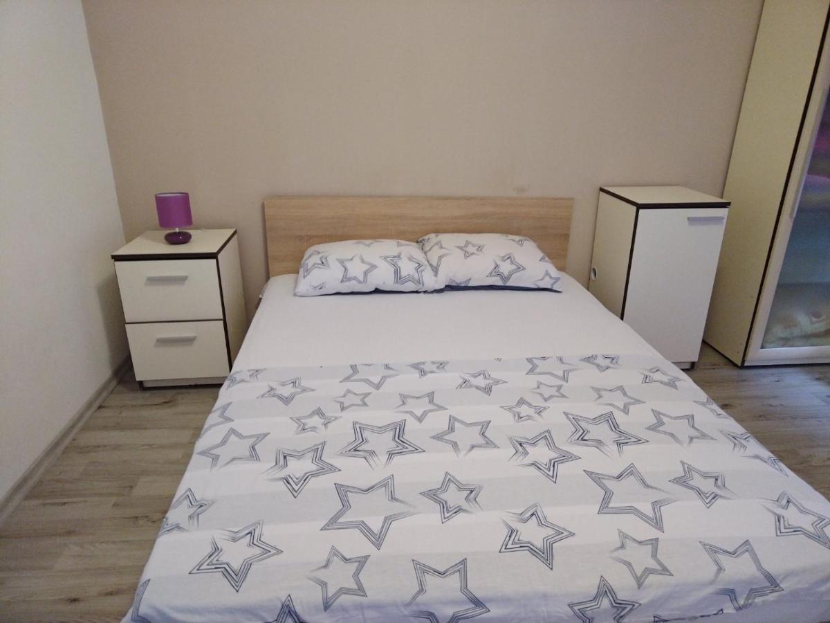 Cosy Central Apartment Варна Экстерьер фото
